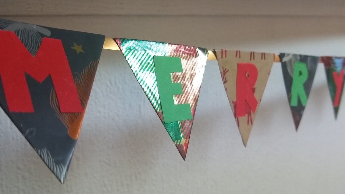Create At Home: Christmas Paper Bunting